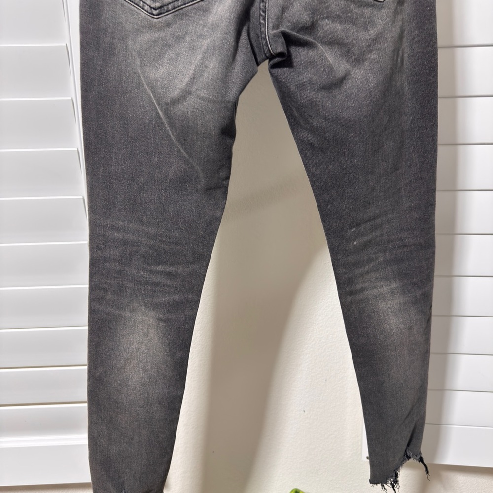Express Frayed Hem Women's Jeans in Charcoal - Picture 7 of 12